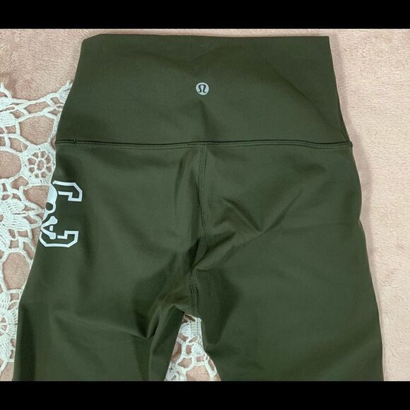 NWOT Lululemon SoulCycle Skull Crop Pant Leggings Green 4 - Picture 7 of 8